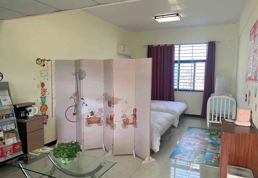 漯河市紅黃藍(lán)電子科技有限公司 漯河市紅黃藍(lán)電子科技有限公司